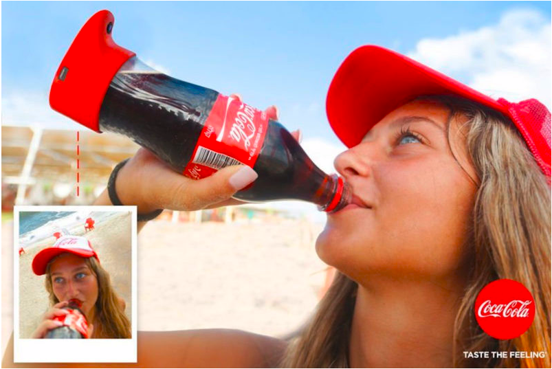 Đế chai Coca gắn Camera: Uống thật say, selfie thật hay! | 50mm Vietnam