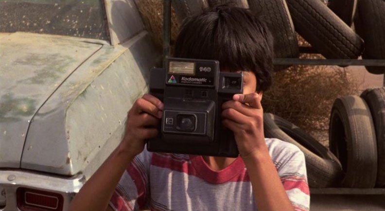 Những chiếc máy ảnh "vô tình" xuất hiện trên phim | 50mm Vietnam