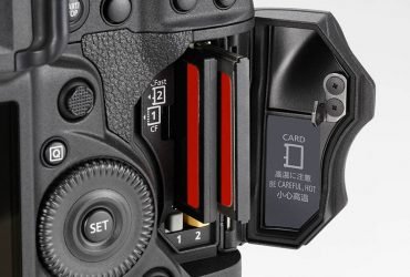 Định dạng thẻ mới CFexpress - Nhanh hơn, đắt tiền hơn | 50mm Vietnam