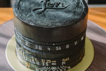 Chiếc bánh sinh nhật dành cho Leica Men! | 50mm Vietnam