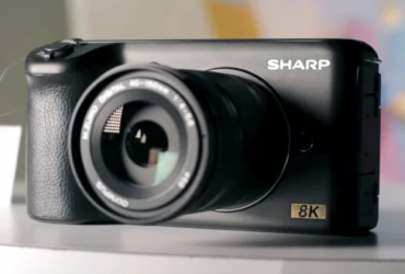 CES 2019: Sharp trình làng nguyên mẫu máy quay 8K